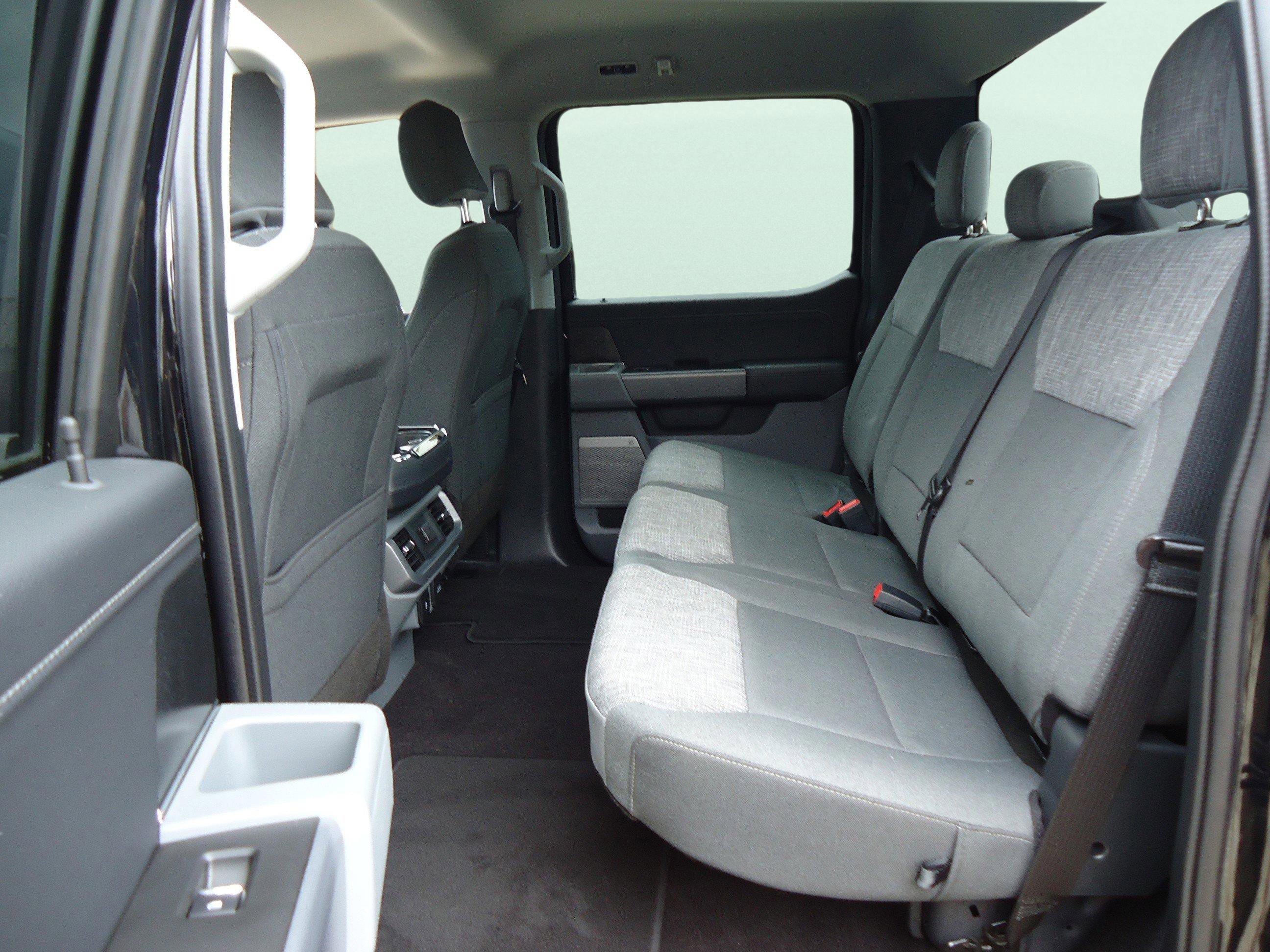 Used 2022 Ford F150 XLT w/ Equipment Group 302A High AWD/4WD image 14