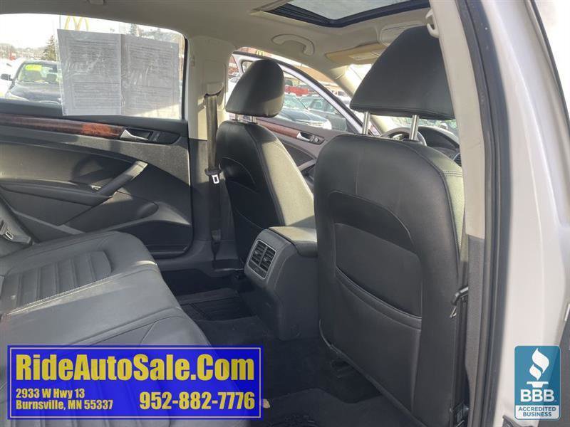 Used 2013 Volkswagen Passat 2.5 SEL image 40