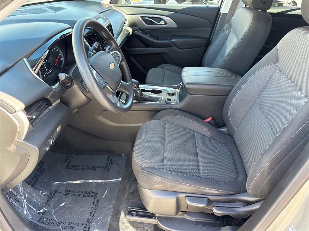 Used 2021 Chevrolet Traverse LS image 26