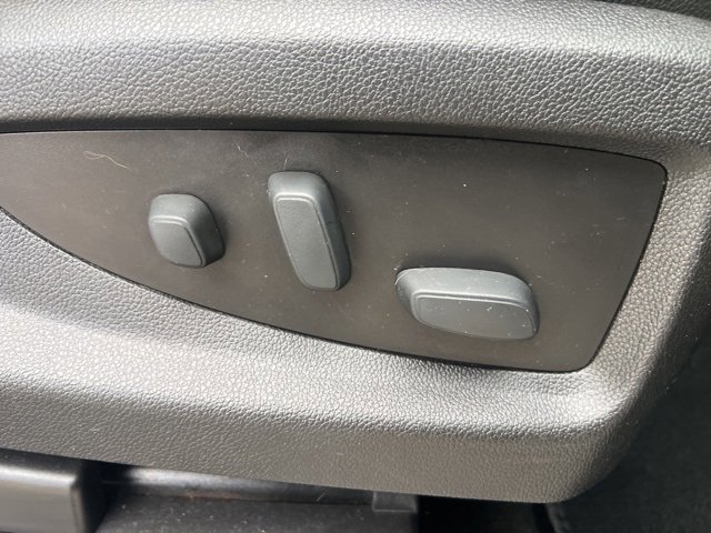 Used 2018 Chevrolet Tahoe Premier image 40