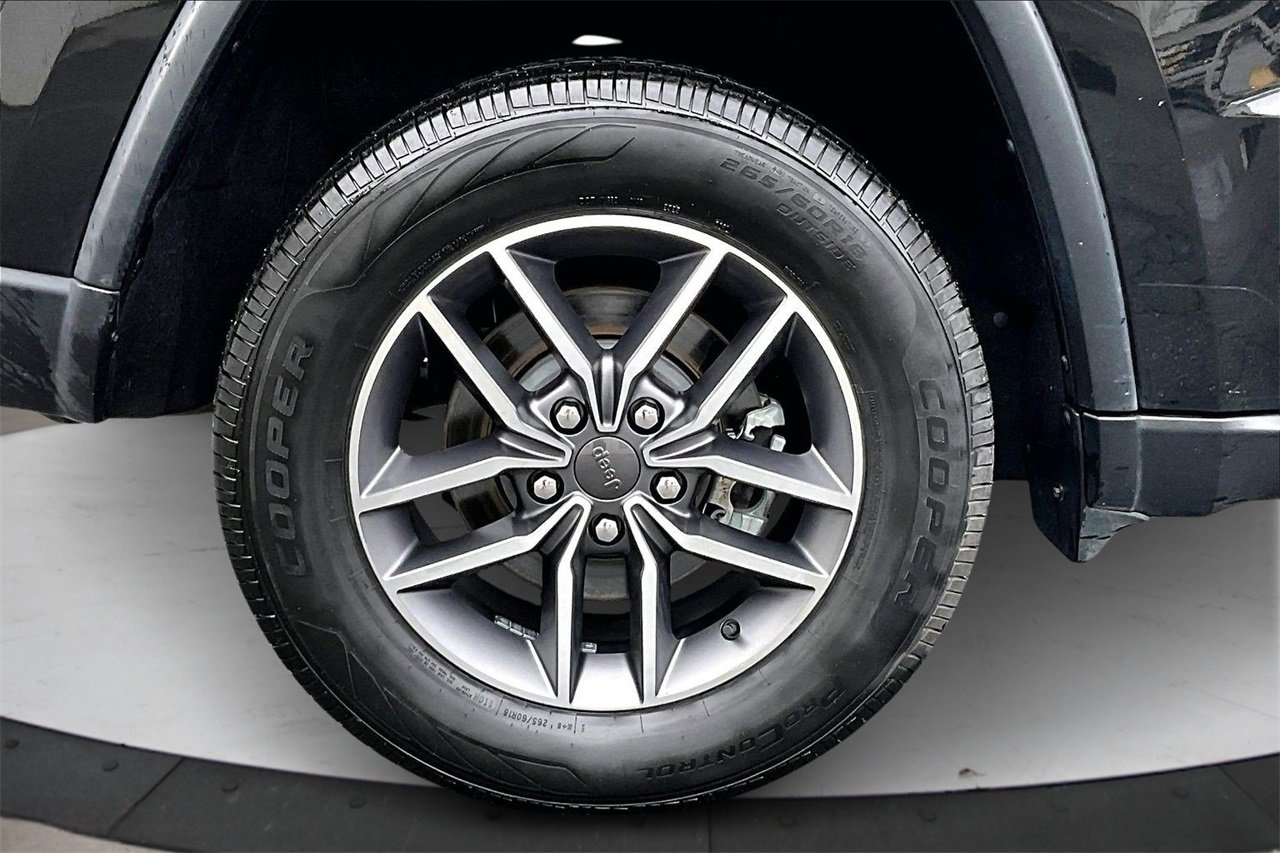 Certified 2021 Jeep Grand Cherokee Limited image 36