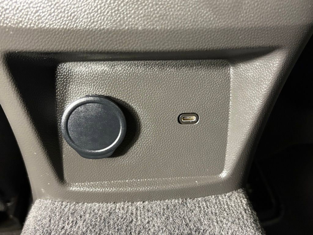 Used 2024 Cadillac CT5 V RWD image 33