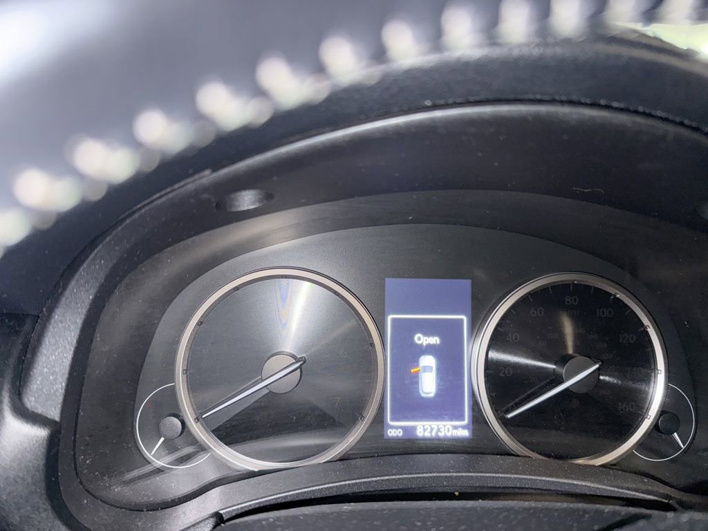 Used 2015 Lexus NX 300h AWD image 28