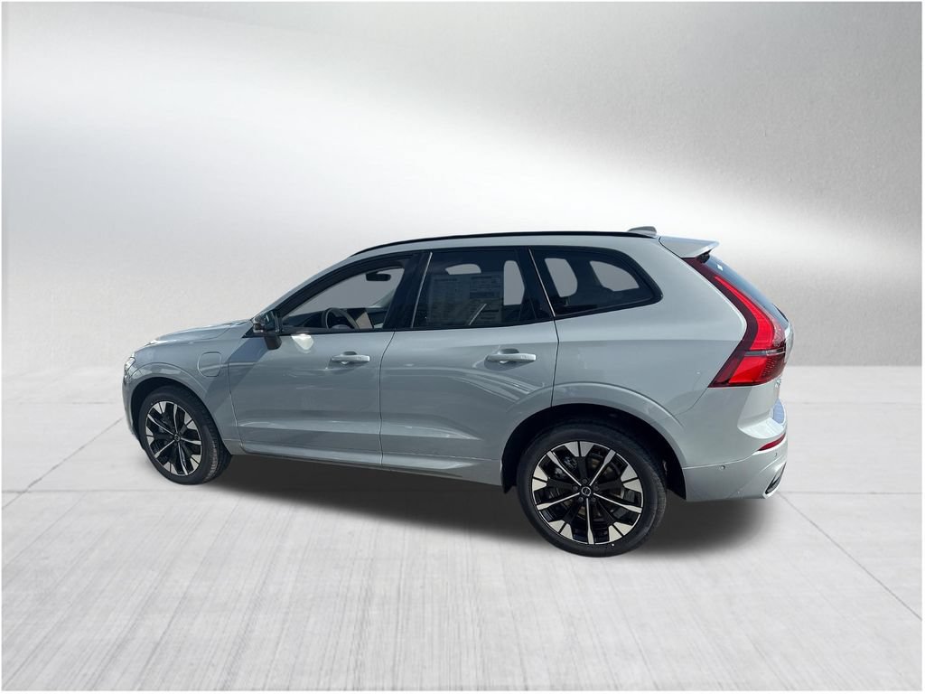New 2026 Volvo XC60 T8 Ultra w/ Protection Package Premier AWD/4WD image 2