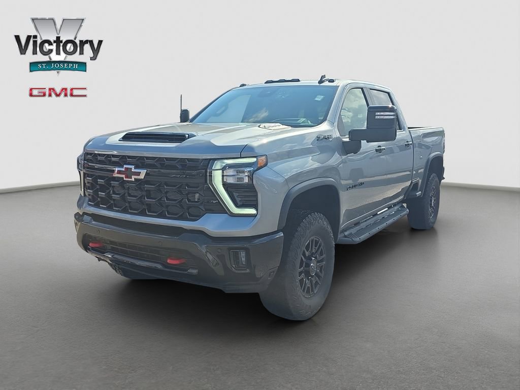 Used 2026 Chevrolet Silverado 2500 ZR2 w/ LPO, Dark Essentials Package image 3