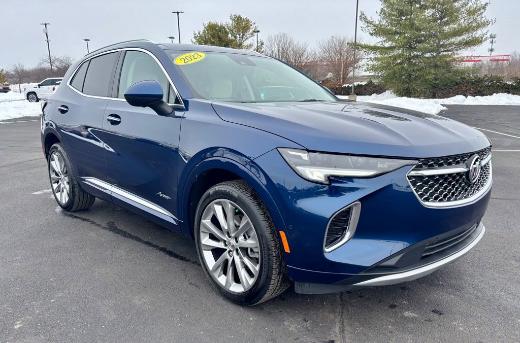 Used 2023 Buick Envision Avenir image 9