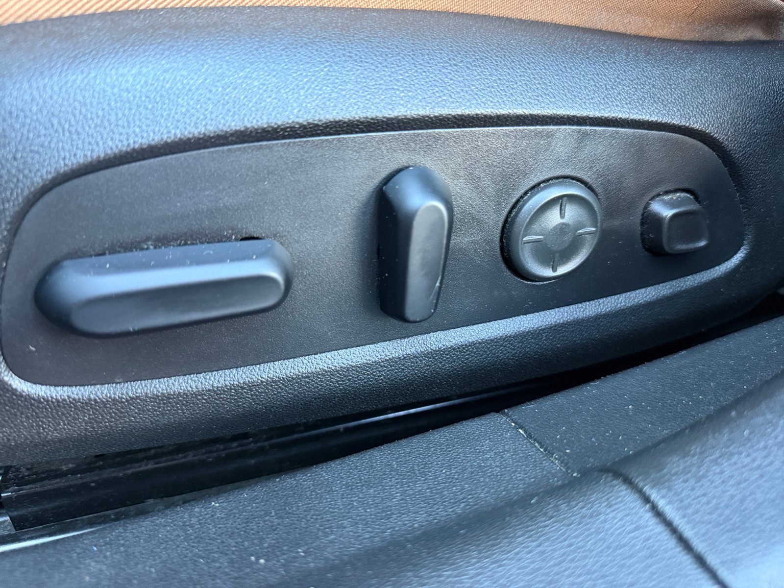 Used 2018 Buick LaCrosse Premium w/ Sights and Sounds Package FWD image 14