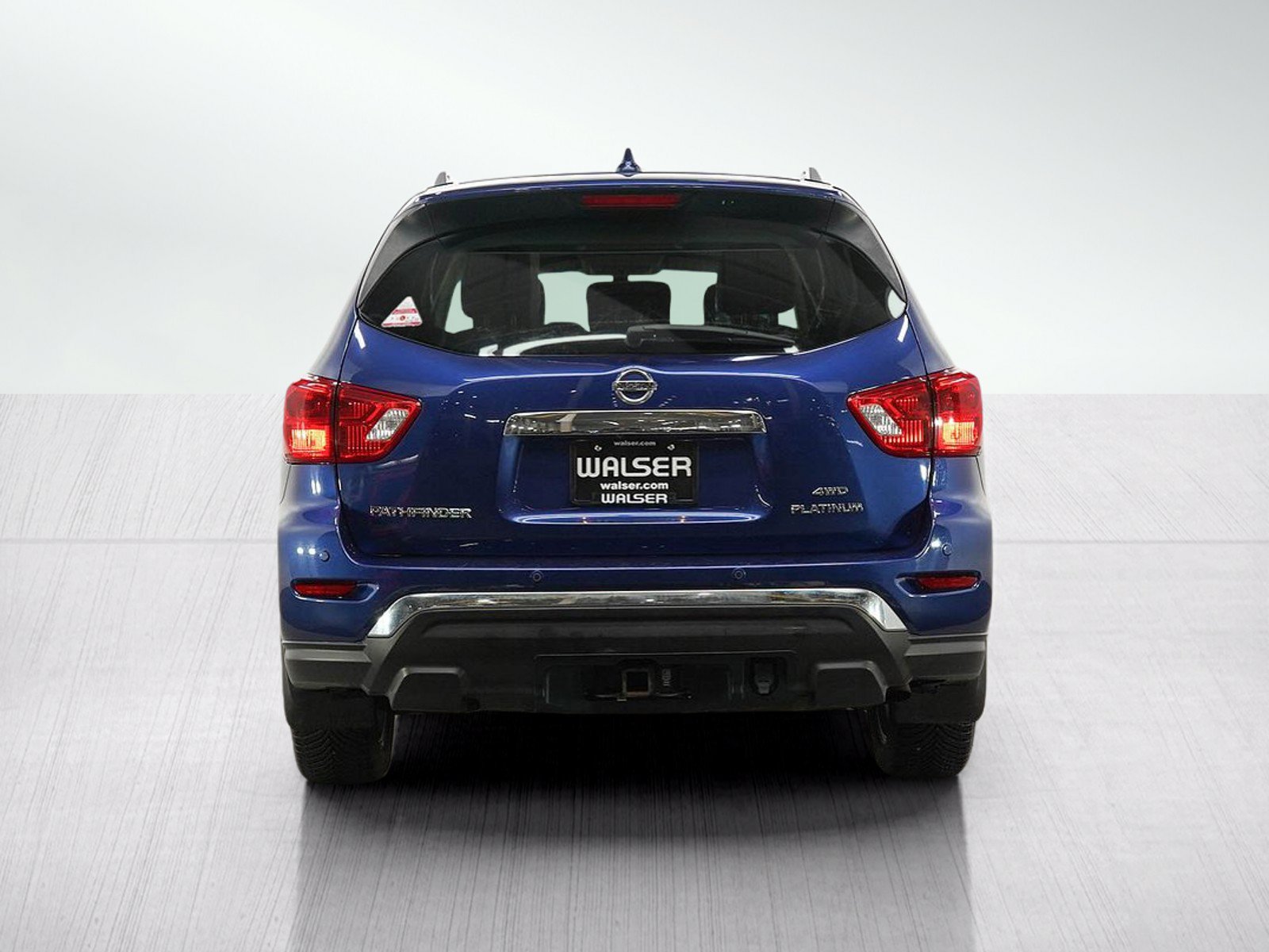 Used 2020 Nissan Pathfinder Platinum AWD/4WD image 4