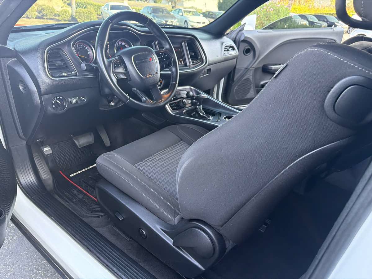 Used 2018 Dodge Challenger SXT RWD image 23