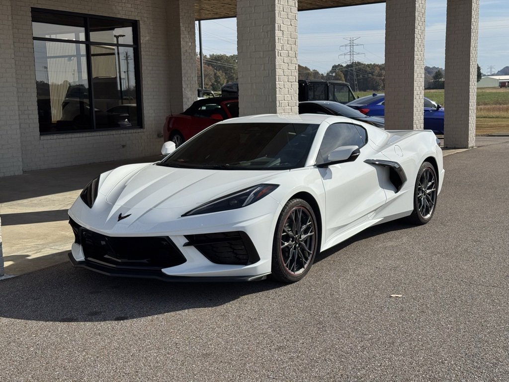Used 2025 Chevrolet Corvette Stingray Preferred Cpe w/ 2LT image 3