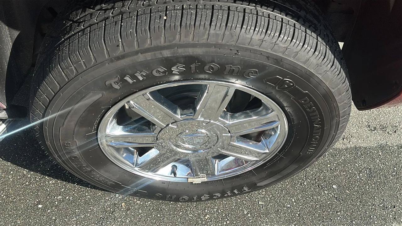 Used 2009 Cadillac Escalade 2WD image 2