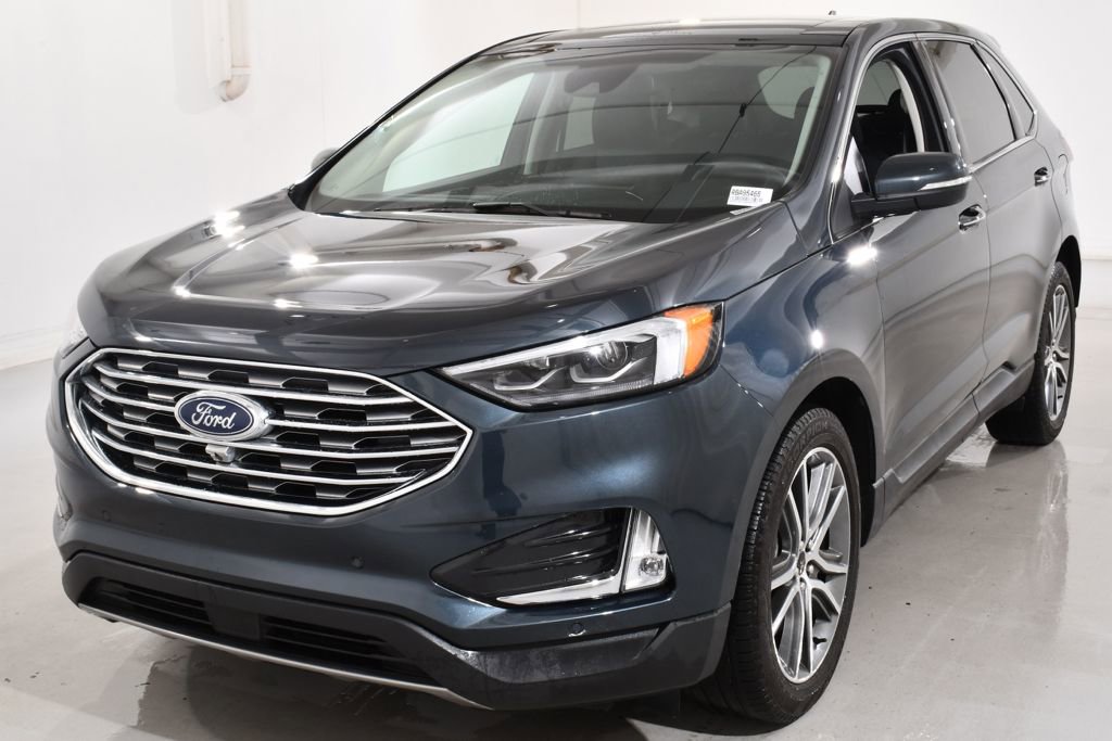 Used 2024 Ford Edge Titanium w/ Equipment Group 301A AWD/4WD image 2