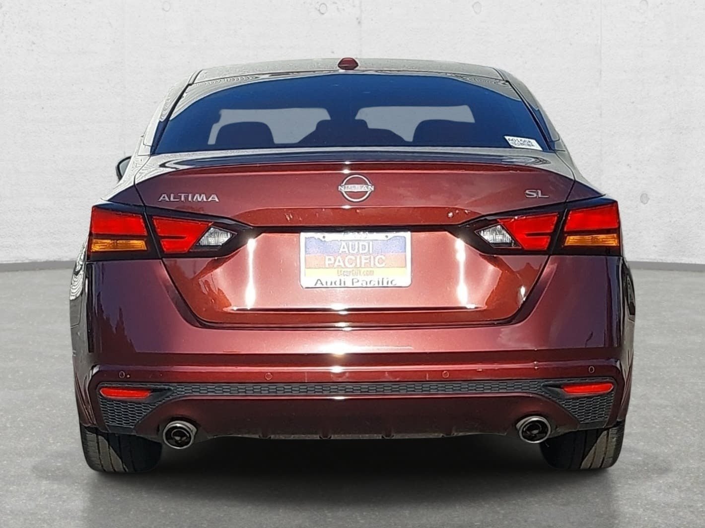 Used 2024 Nissan Altima 2.5 SL FWD image 6