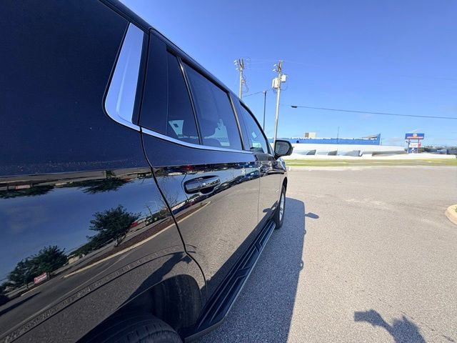 Used 2025 Chevrolet Tahoe LT AWD/4WD image 11
