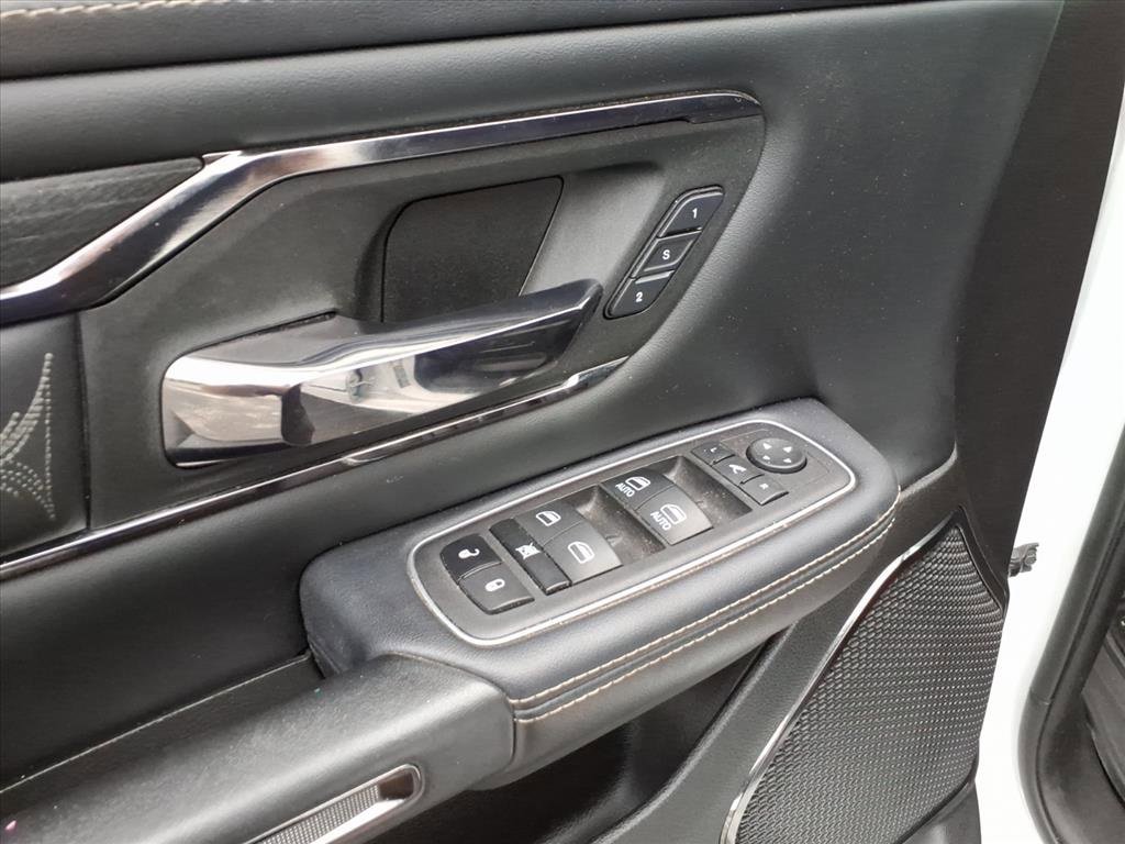 Used 2024 RAM 1500 Limited w/ Body Color Bumper Group image 32