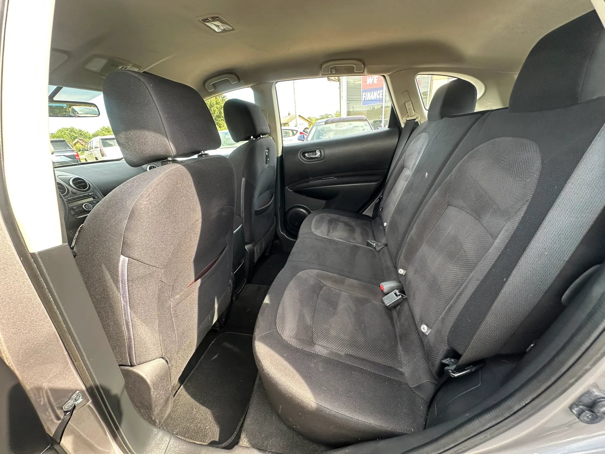 Used 2011 Nissan Rogue S FWD image 19