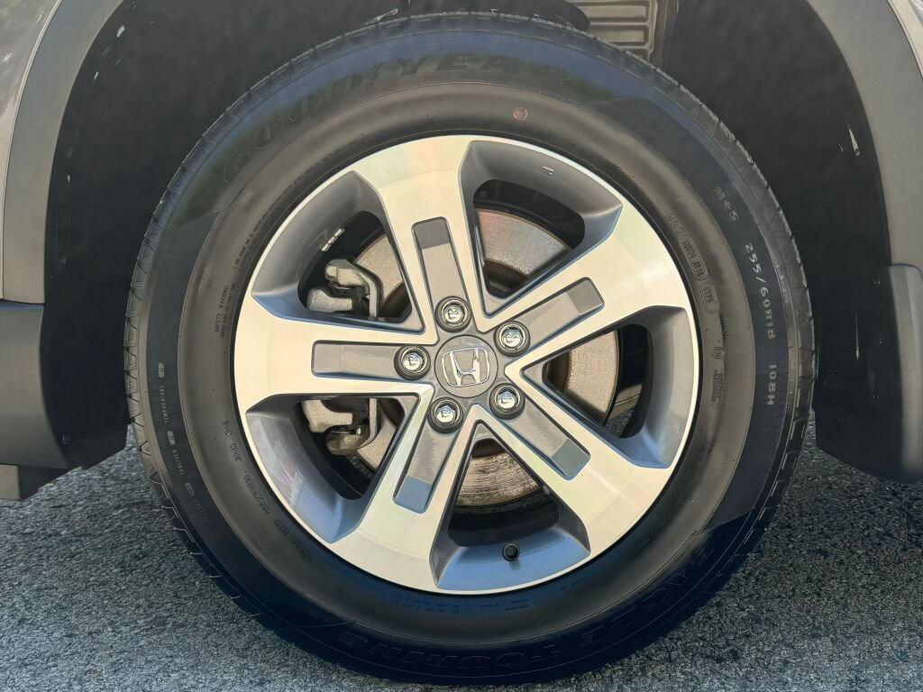 Used 2025 Honda Pilot EX-L image 9