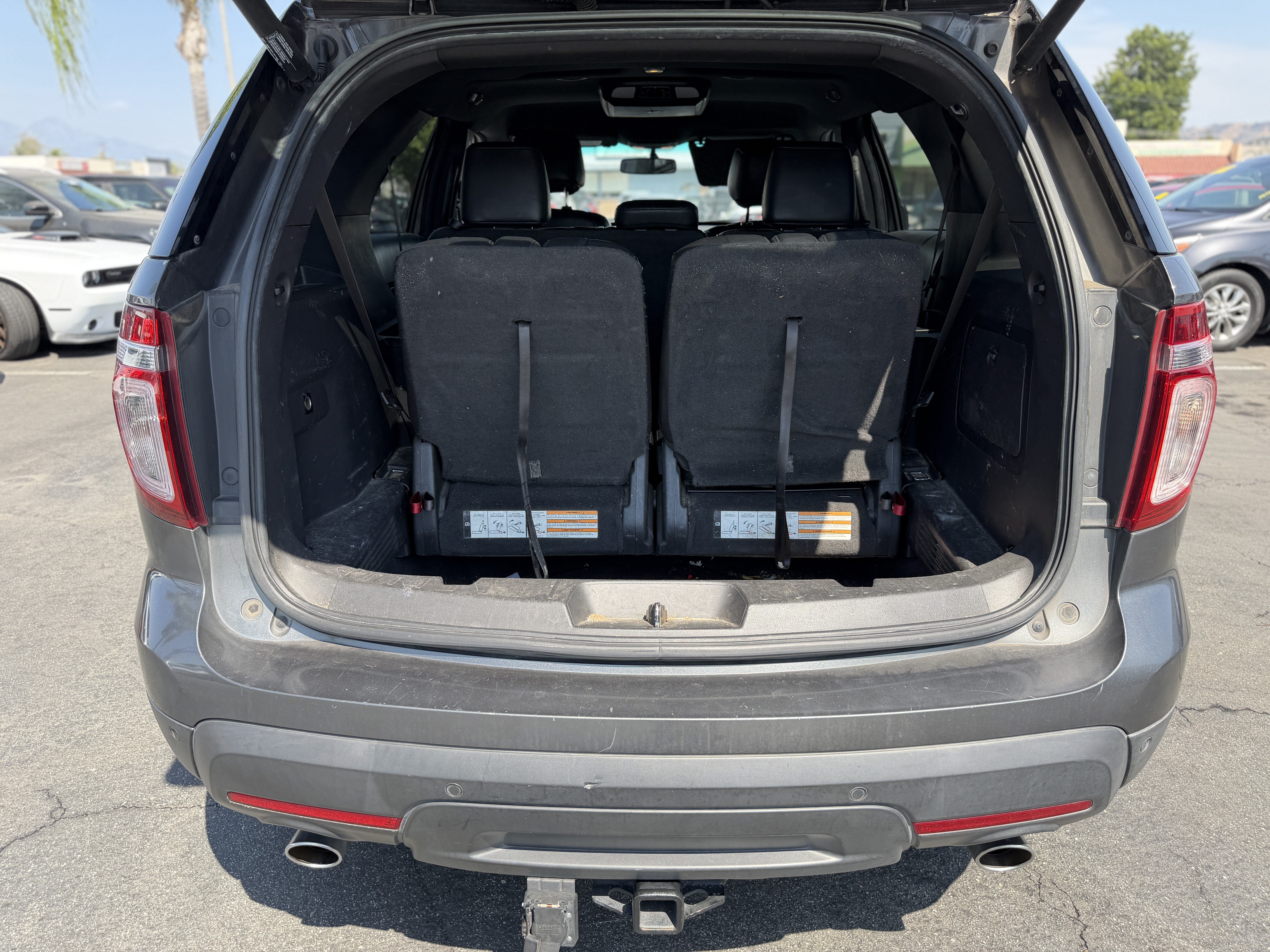 Used 2015 Ford Explorer XLT w/ Equipment Group 202A FWD image 8