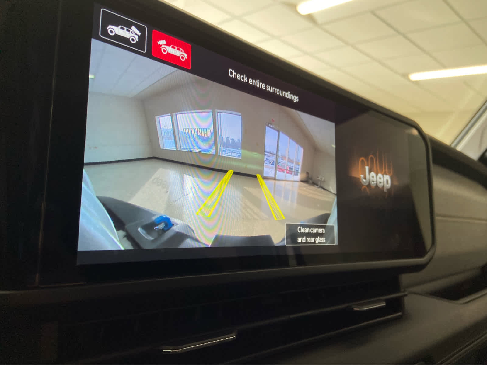 Used 2024 Jeep Wrangler Sahara w/ Technology Group AWD/4WD image 34