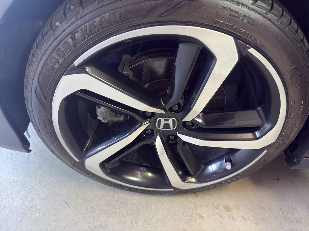 Used 2018 Honda Accord Sport image 29