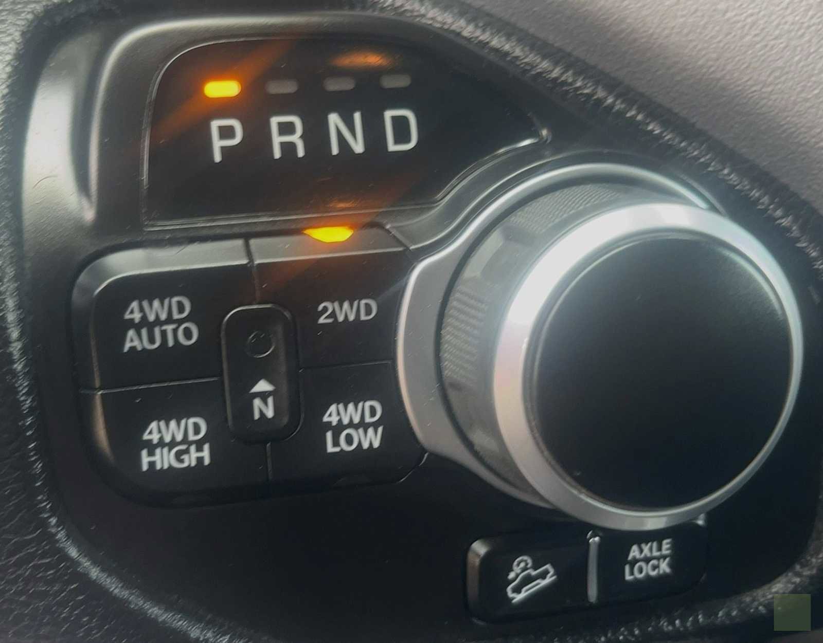 Used 2022 RAM 1500 Big Horn AWD/4WD image 18