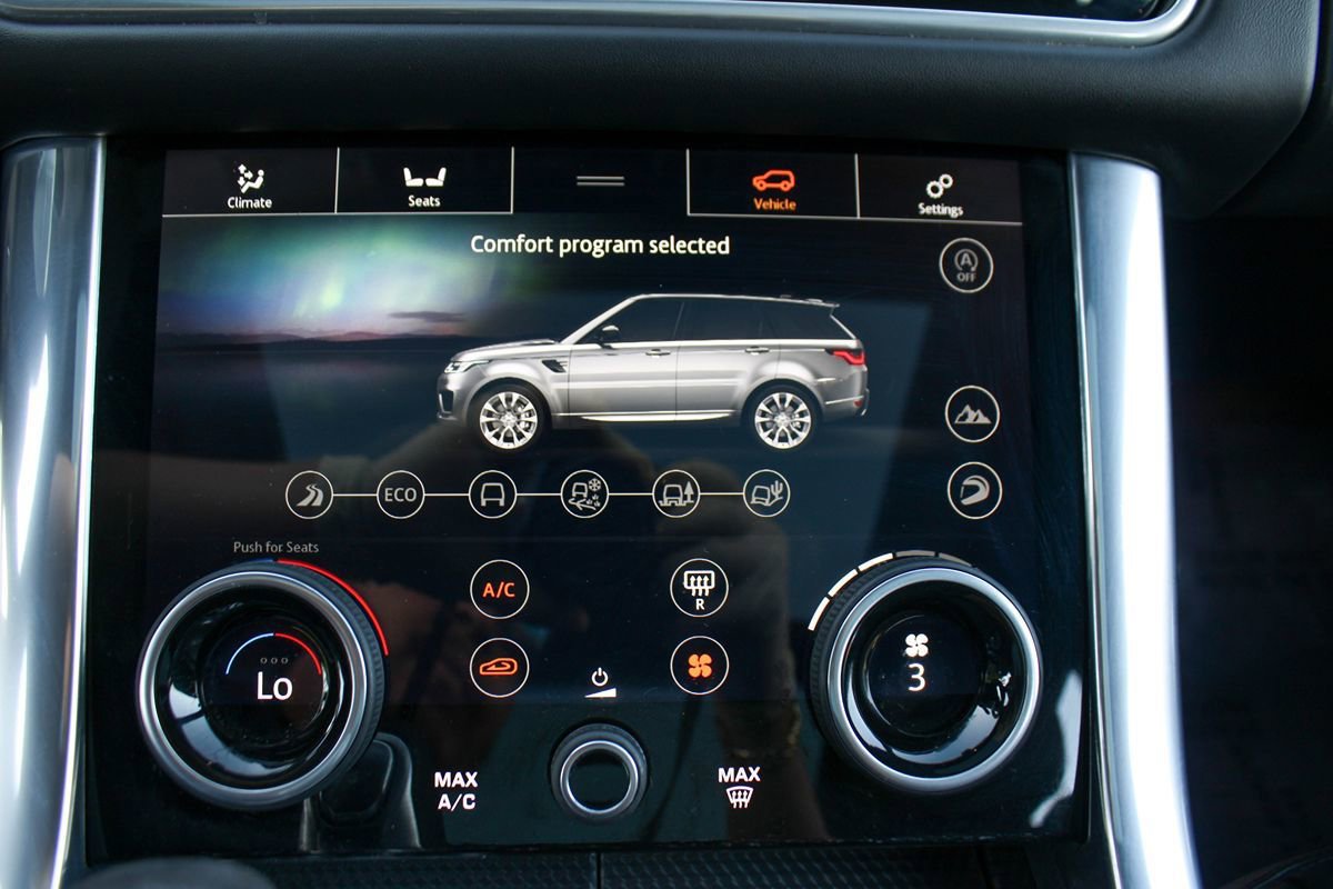 Used 2020 Land Rover Range Rover Sport HST AWD/4WD image 31