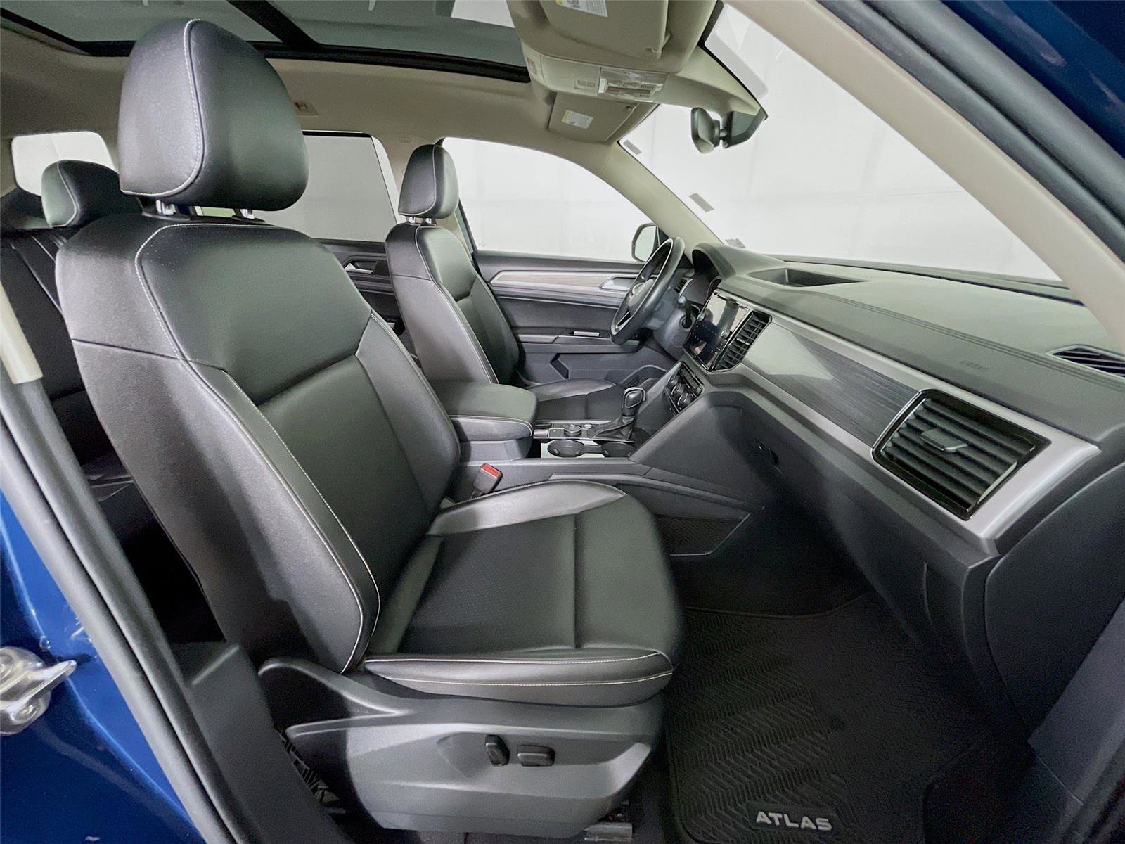 Used 2021 Volkswagen Atlas SEL image 33