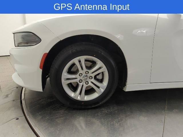Used 2022 Dodge Charger SXT image 3
