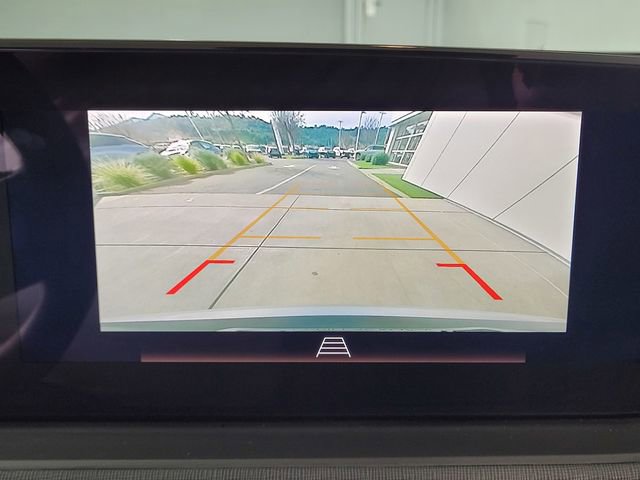 Used 2024 Buick Envista Preferred w/ Convenience II Package image 12