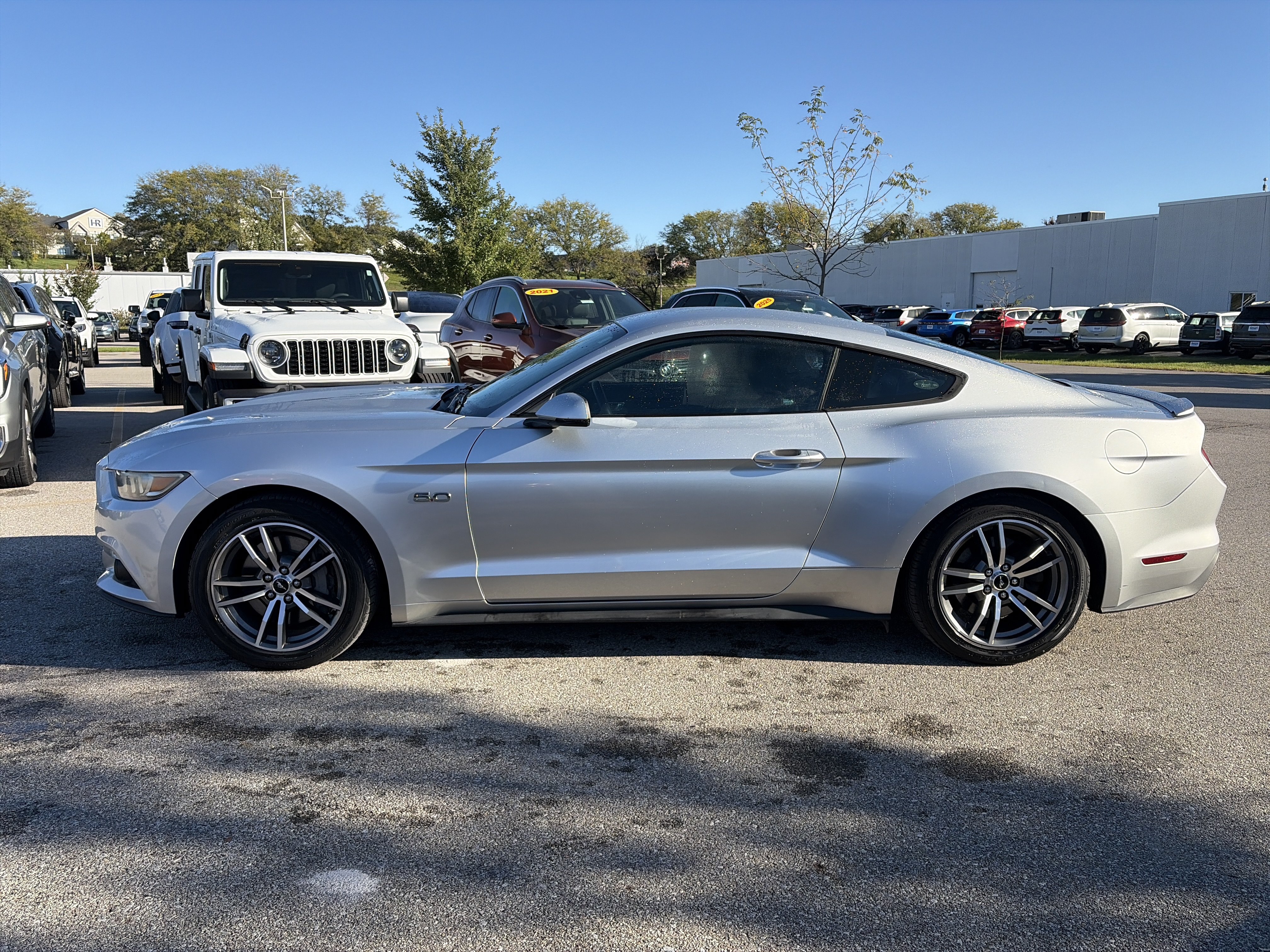 Used 2015 Ford Mustang GT Premium RWD image 8