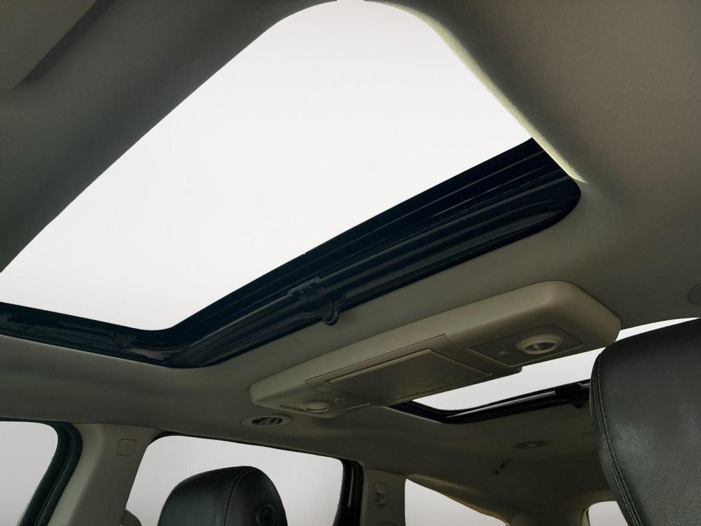 Used 2016 Chevrolet Traverse LTZ w/ LPO, 'HIT The Road' Package image 23