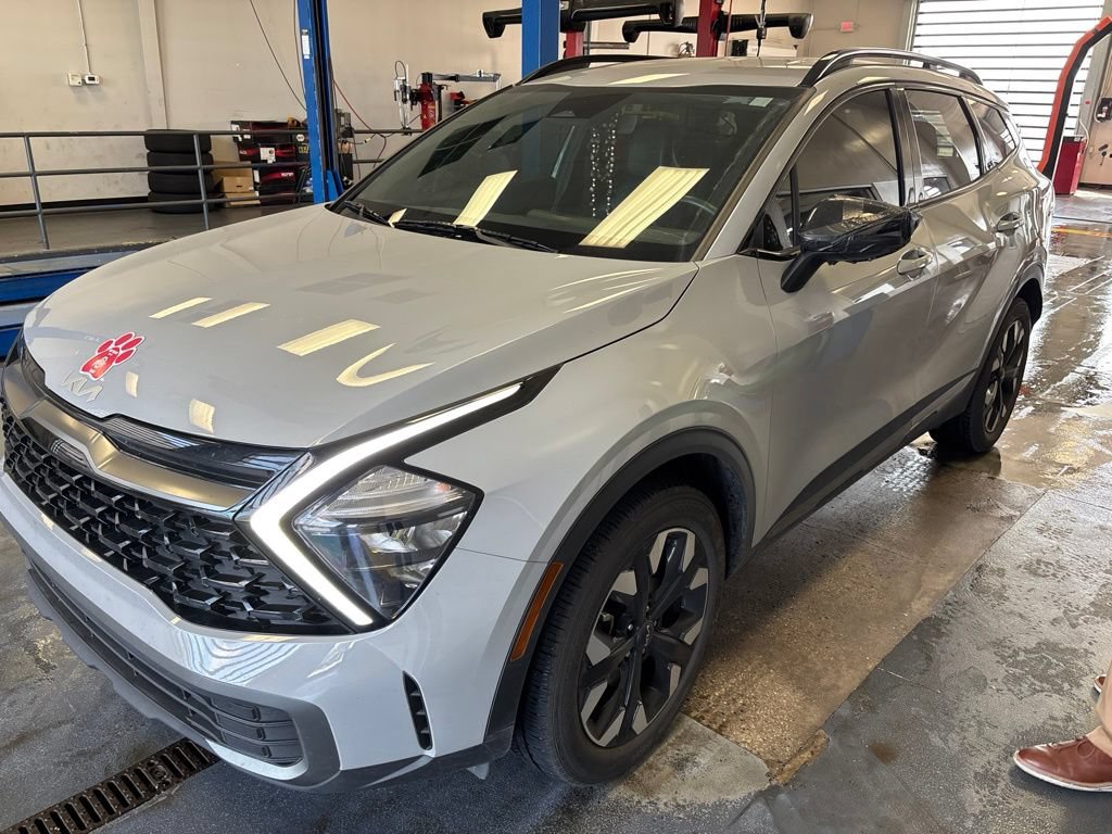 Used 2023 Kia Sportage X-Line AWD/4WD image 2