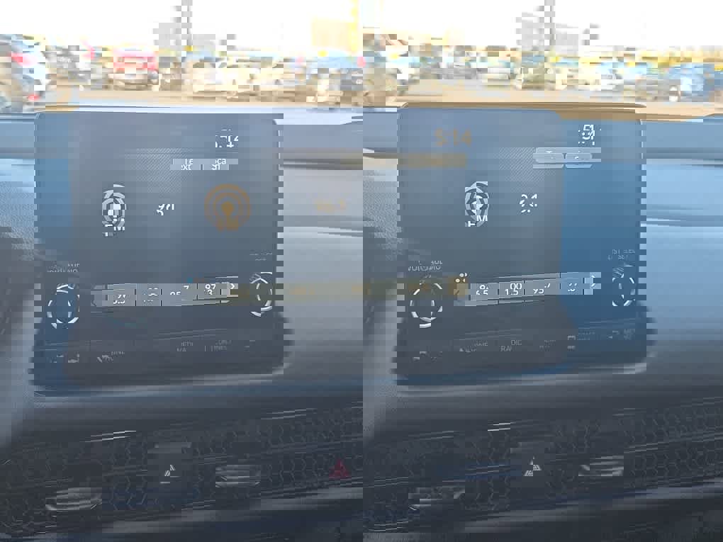 Used 2023 Honda HR-V LX image 31