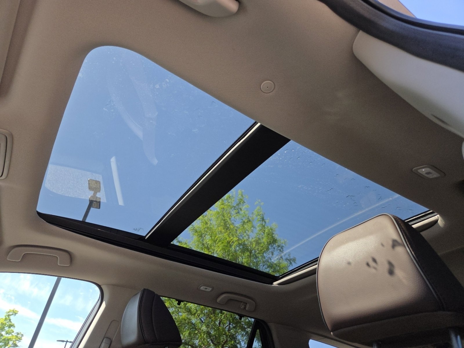Certified 2025 Honda Pilot Elite image 4