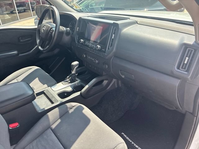 Used 2025 Nissan Frontier S RWD image 11