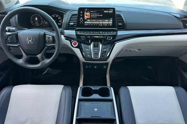Certified 2025 Honda Odyssey Elite image 12
