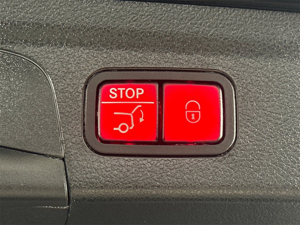 Used 2024 Mercedes-Benz GLE 350 4MATIC image 21