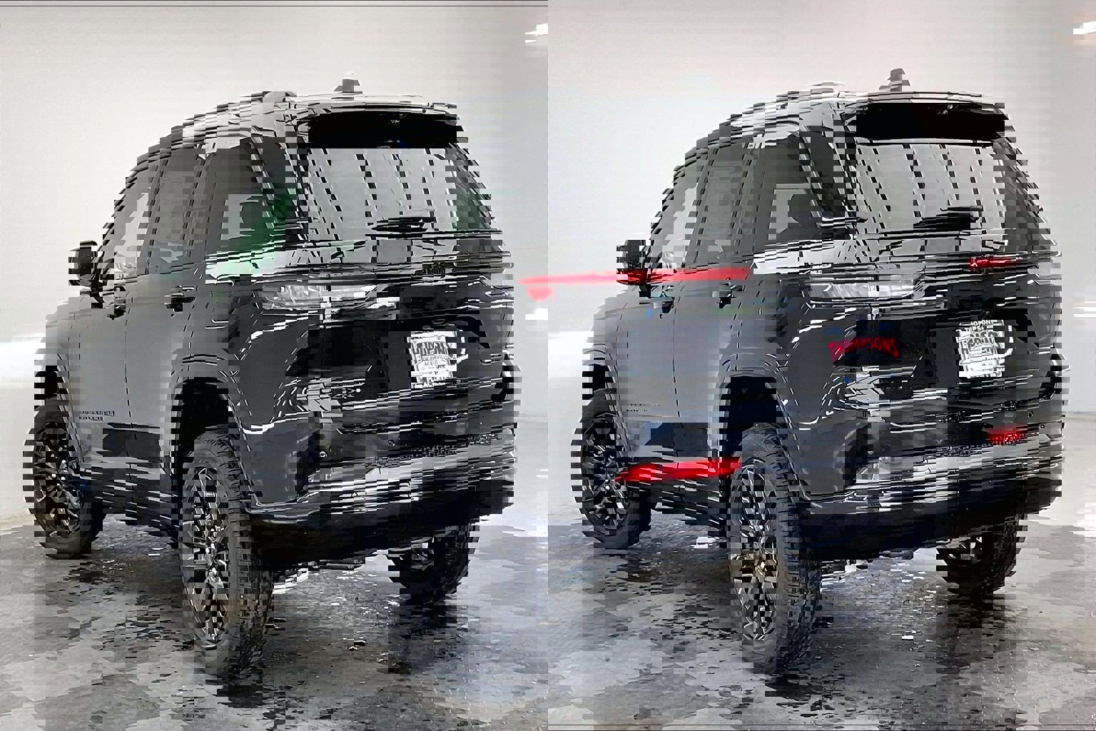 New 2026 Jeep Grand Cherokee Limited Reserve image 2