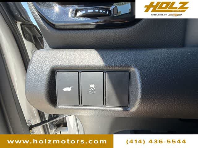Used 2025 Honda Pilot Touring image 18