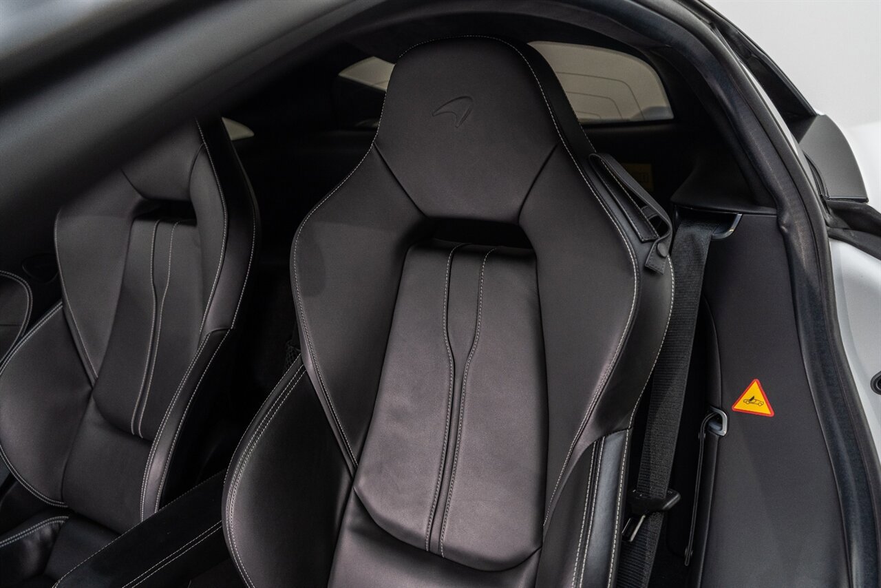 Used 2019 McLaren 570S Coupe RWD image 24