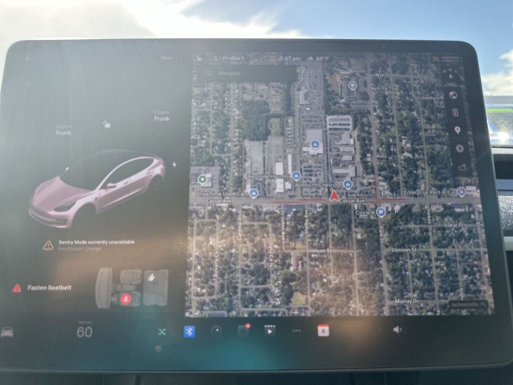 Used 2021 Tesla Model 3 Standard Range Plus image 24