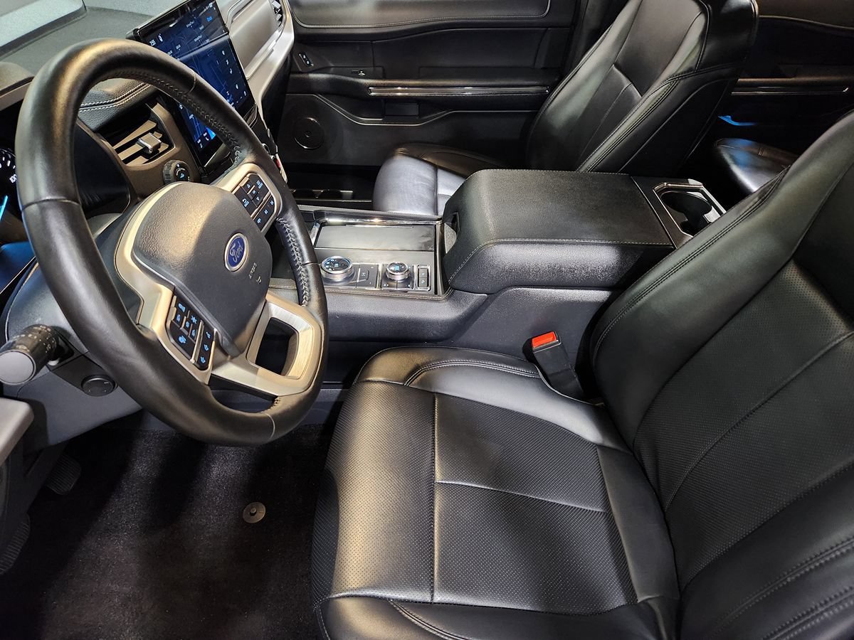 Used 2022 Ford Expedition XLT AWD/4WD image 31