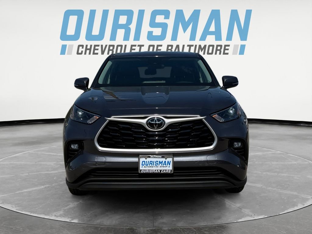 Used 2023 Toyota Highlander LE image 8