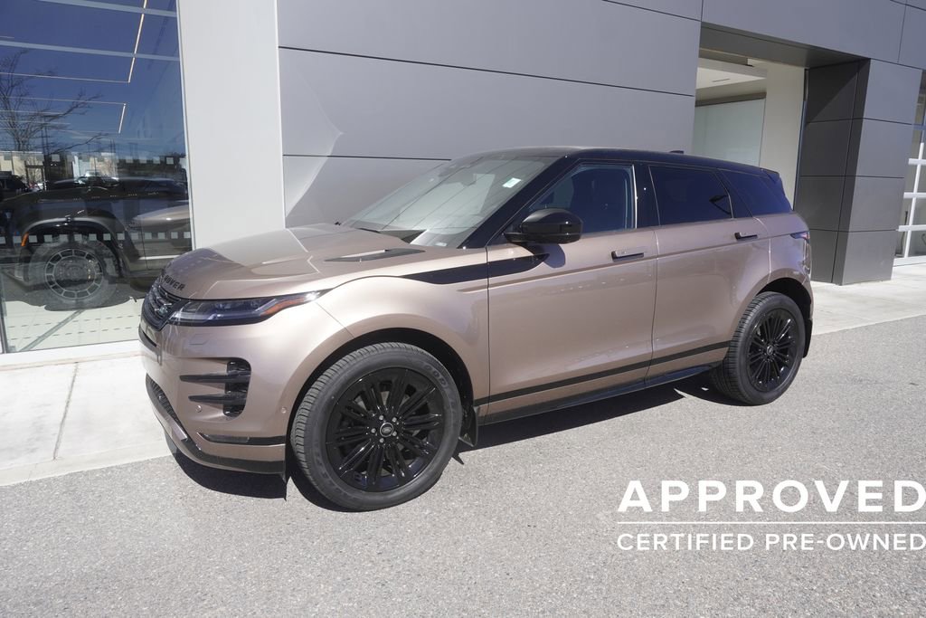 Used 2026 Land Rover Range Rover Evoque Dynamic SE AWD/4WD image 3