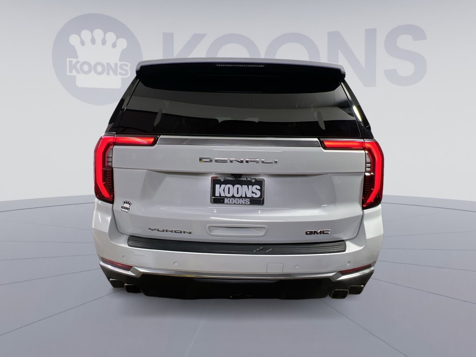 Used 2025 GMC Yukon XL Denali image 5