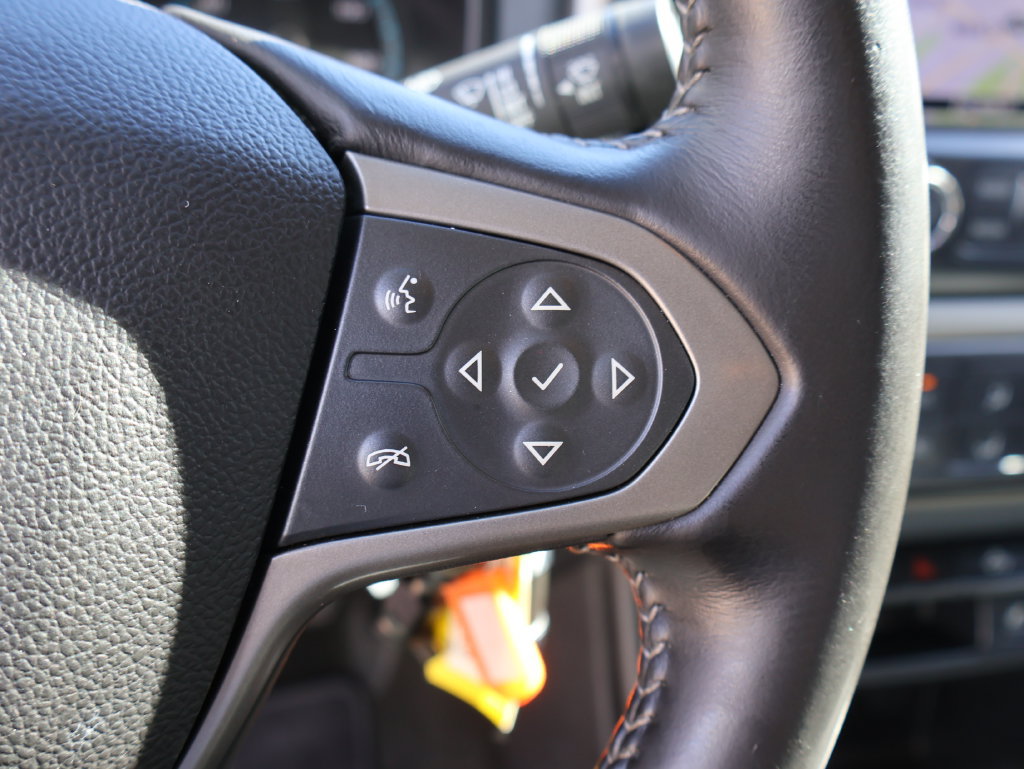 Used 2016 Chevrolet Colorado Z71 AWD/4WD image 25