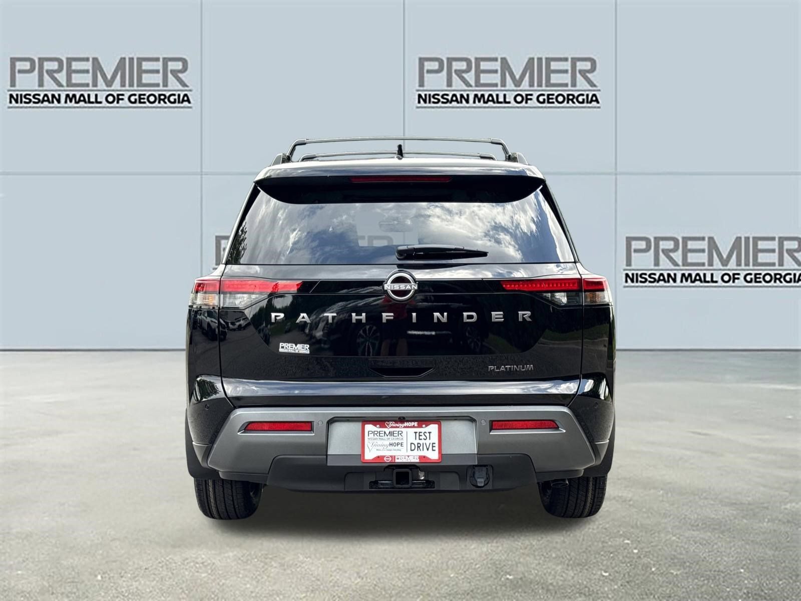 New 2026 Nissan Pathfinder Platinum FWD image 23