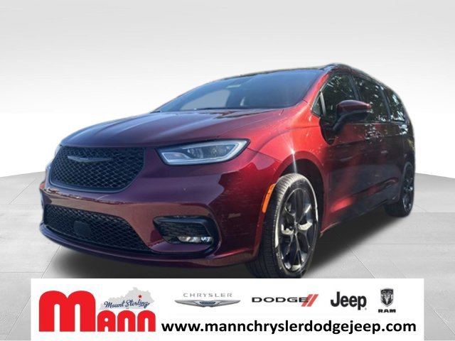 Used 2023 Chrysler Pacifica Touring-L w/ S Appearance Package AWD/4WD image 1
