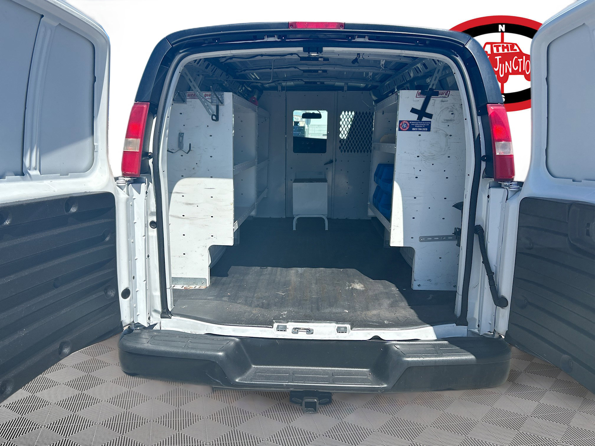 Used 2019 GMC Savana 2500 w/ Driver Convenience Package image 23
