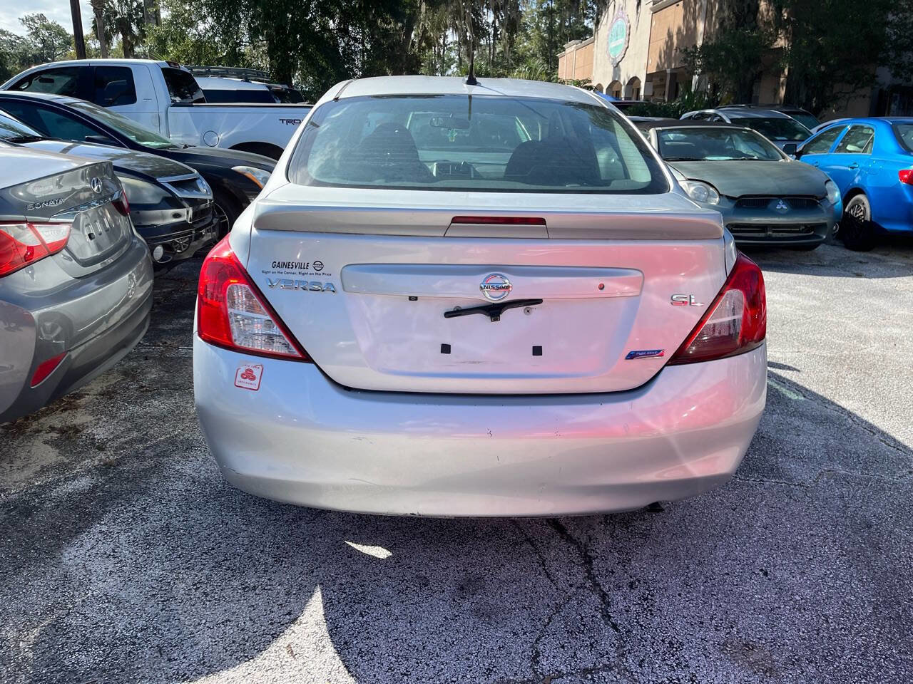 Used 2014 Nissan Versa SL w/ Tech Package image 7